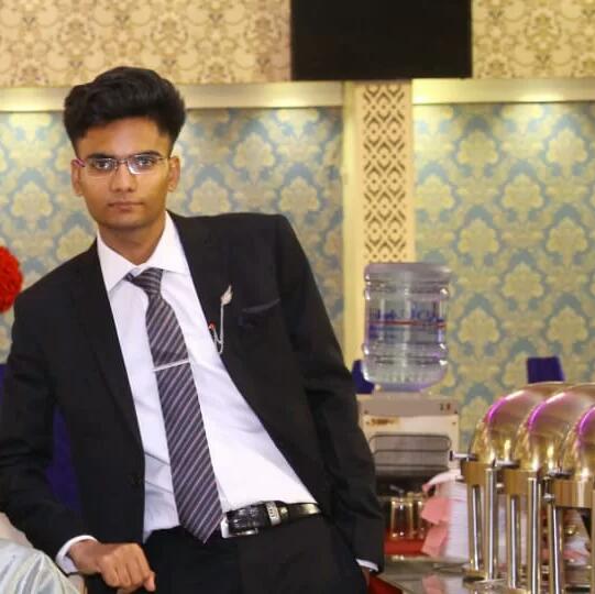 Saad Zaman Tanoli: A Profile of Innovation and Leadership